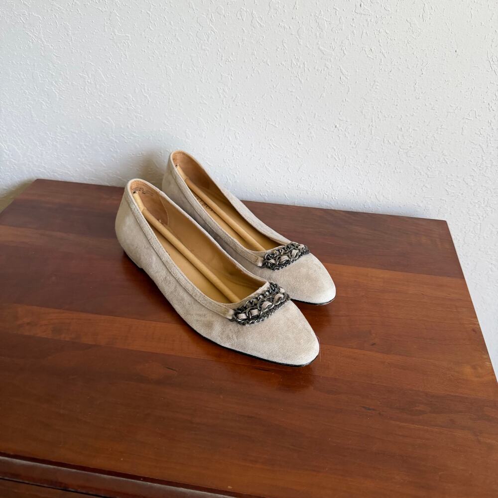 Talbots Taupe Suede Leather Ballet Flats Decorative Chain Pointed Toe Womens 8